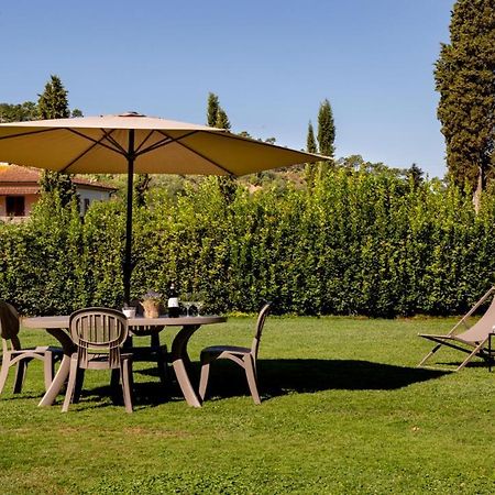 Il Cottage Di Patrizia ลุคคา ภายนอก รูปภาพ
