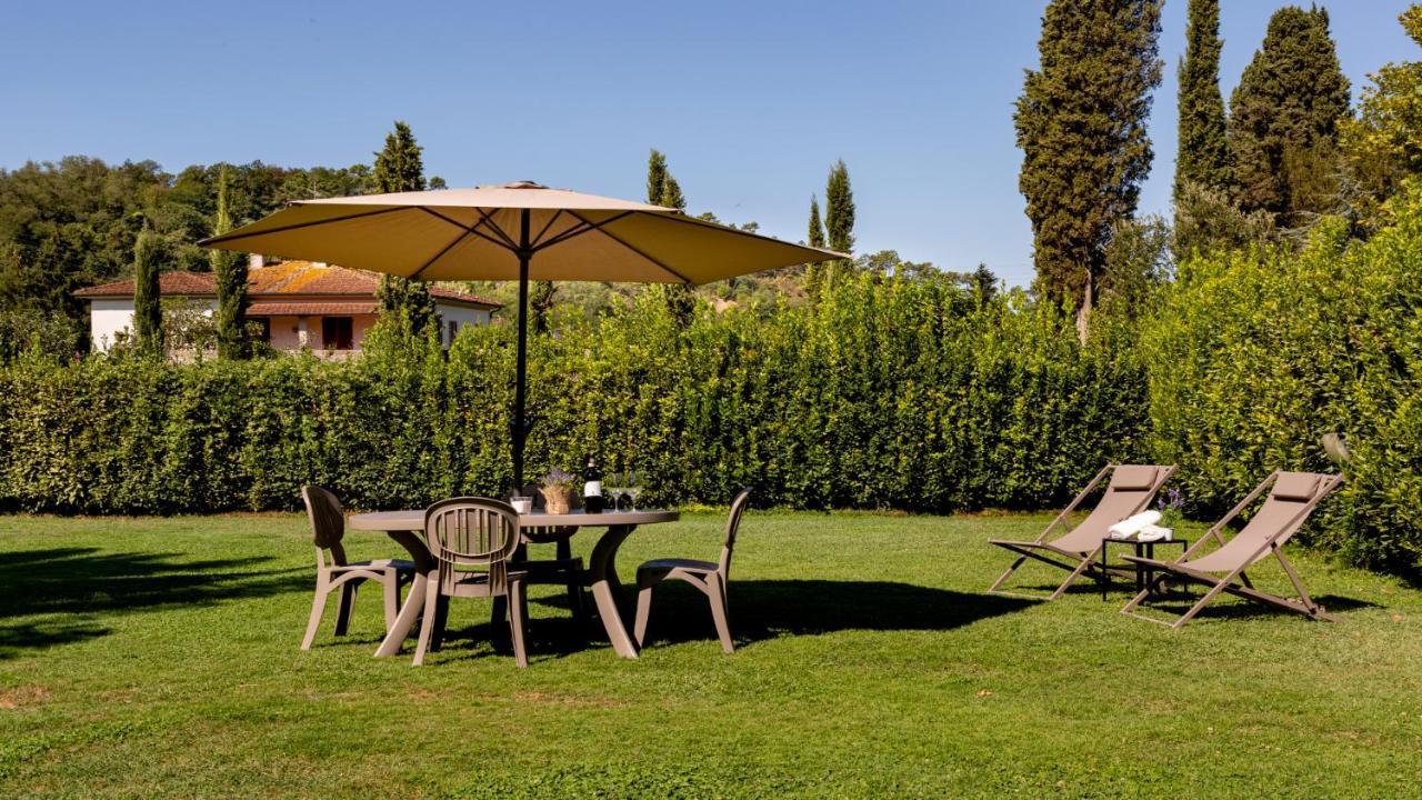 Il Cottage Di Patrizia ลุคคา ภายนอก รูปภาพ