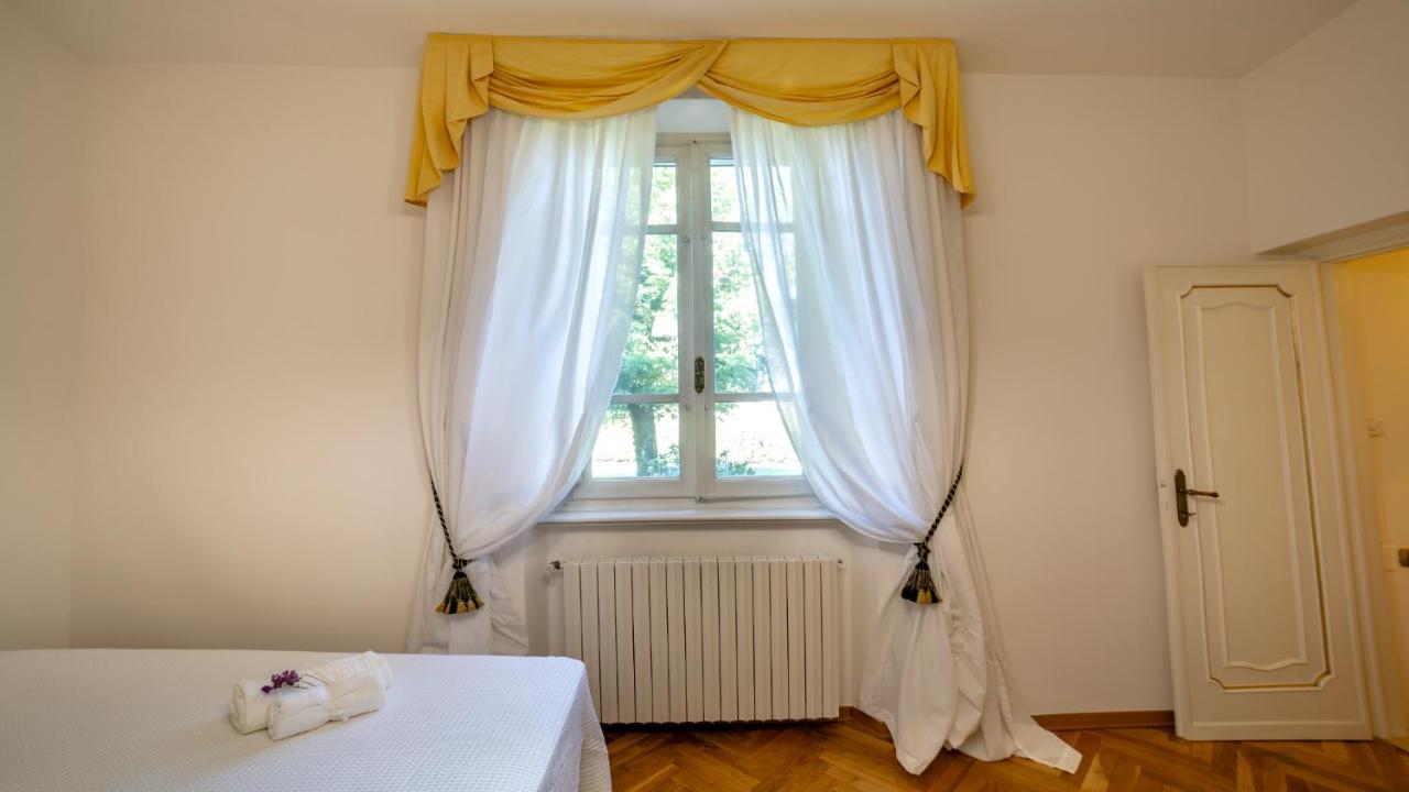 Il Cottage Di Patrizia ลุคคา ภายนอก รูปภาพ